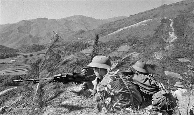 Chiến sỹ Đại đội 1, Tiểu đoàn 1, Đoàn M123 bộ đội Lạng Sơn chiến đấu dũng cảm, tiêu diệt hàng trăm tên địch tại đồi Không tên trong 2 ngày 17-18/2/1979. (Ảnh: Long Sơn/TTXVN)