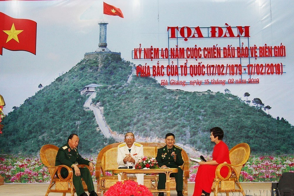 Nhắc lại sự thật lịch sử về cuộc chiến đấu bảo vệ biên giới phía Bắc để khẳng định tính chính nghĩa của Việt Nam, để tôn vinh, tri ân những người đã ngã xuống vì nền độc lập, tự do của đất nước và giáo dục thế hệ trẻ về lòng tự hào, tự tôn dân tộc, quyết tâm bảo vệ từng tấc đất thiêng liêng của Tổ quốc. (Ảnh: Nguyễn Chiến/TTXVN)