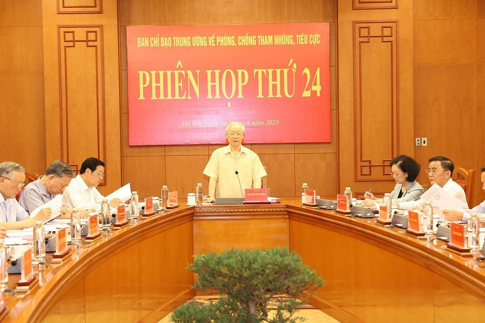 Tại phiên họp, các đại biểu cũng thảo luận, xác định nhiệm vụ trọng tâm công tác phòng, chống tham nhũng, tiêu cực trong những tháng cuối năm và thời gian tới. (Ảnh: Trí Dũng/TTXVN)