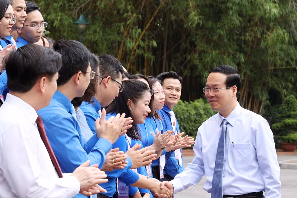 Hình ảnh Chủ tịch nước Võ Văn Thưởng với các đại biểu. (Ảnh: Thống Nhất/TTXVN)