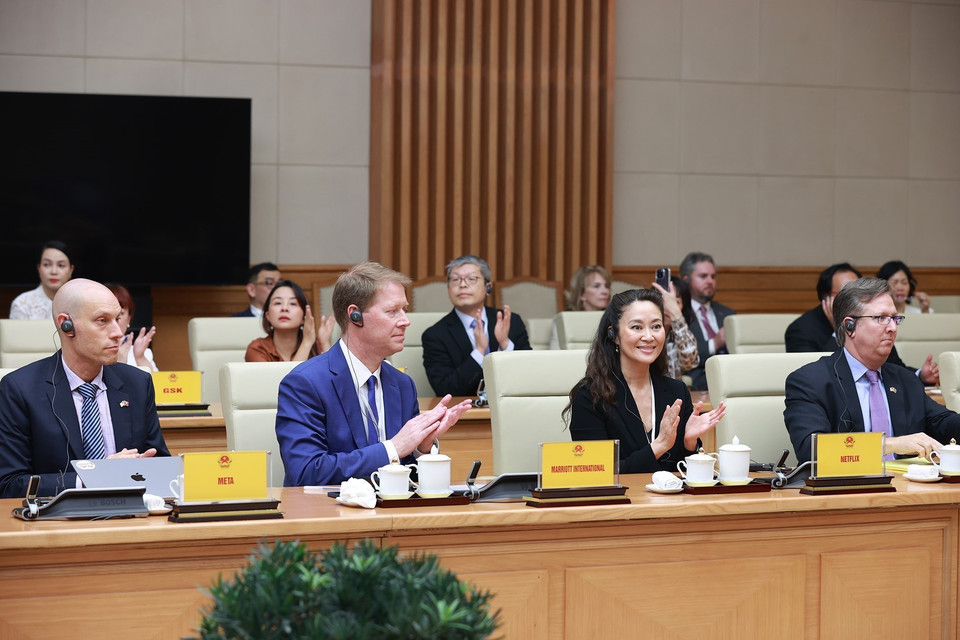 Hình ảnh đại diện các tập đoàn, doanh nghiệp hàng đầu của Hoa Kỳ tham dự buổi tiếp. (Ảnh: Dương Giang/TTXVN)