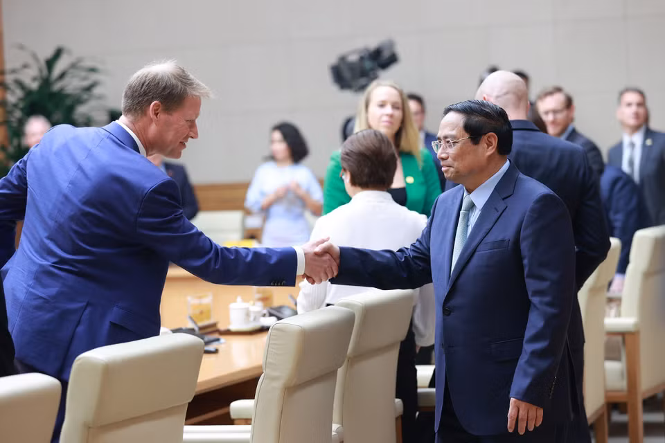 Thủ tướng Phạm Minh Chính với các doanh nghiệp Hội đồng Kinh doanh Hoa Kỳ-ASEAN. (Ảnh: Dương Giang/TTXVN)