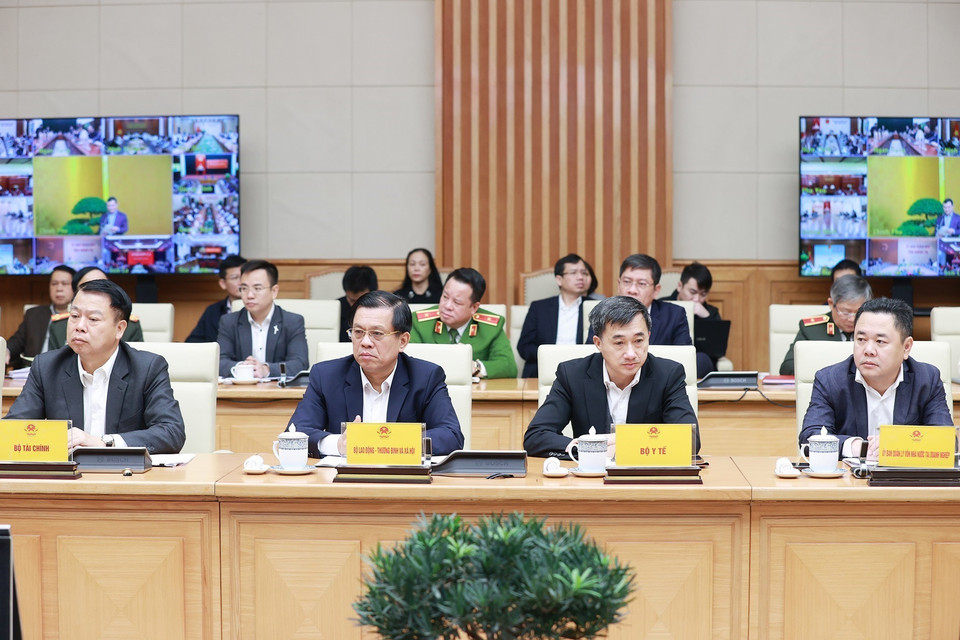 Các đại biểu tham dự phiên họp tại trụ sở Chính phủ. (Ảnh: Dương Giang/TTXVN)