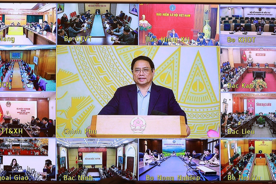 Sáng 25/2, tại Hà Nội,Thủ tướng Phạm Minh Chính, Chủ tịch Ủy ban Quốc gia về chuyển đổi số đã chủ trì phiên họp lần thứ 5 của Ủy ban, kết nối trực tuyến đến các bộ, ngành và địa phương trên cả nước. (Ảnh: Dương Giang/TTXVN)