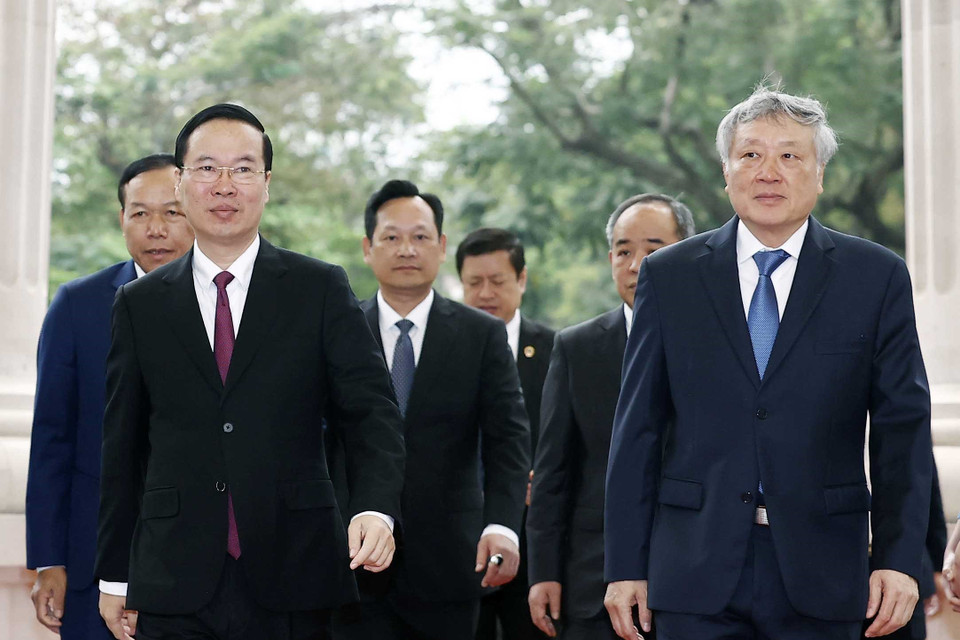 Sáng 27/3, tại Hà Nội, Chủ tịch nước Võ Văn Thưởng đã đến thăm và làm việc với Ban Cán sự Đảng, lãnh đạo Tòa án Nhân dân tối cao. (Ảnh: Thống Nhất/TTXVN)