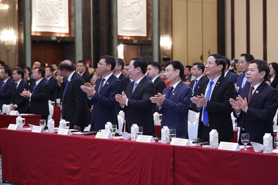 Đại biểu đoàn Việt Nam tham dự Diễn đàn Doanh nghiệp Việt Nam-Singapore. (Ảnh: Dương Giang/TTXVN)