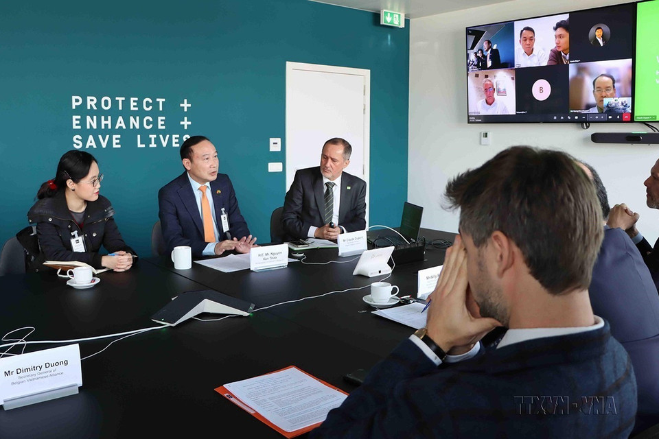 Ngày 24/2/2023, Liên minh Bỉ-Việt (BVA) phối hợp với Công ty IBA chuyên về công nghệ máy gia tốc hạt tổ chức hội thảo về khoa học đời sống và sức khỏe ở Việt Nam. (Ảnh: Hương Giang/TTXVN)