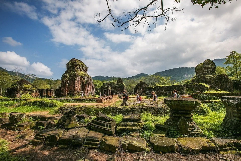 Ngày 1/12/1999, Khu Di tích Mỹ Sơn (thuộc xã Duy Phú, huyện Duy Xuyên, tỉnh Quảng Nam) được UNESCO chính thức công nhận là Di sản văn hoá Thế giới. (Ảnh: Trọng Đạt/TTXVN)