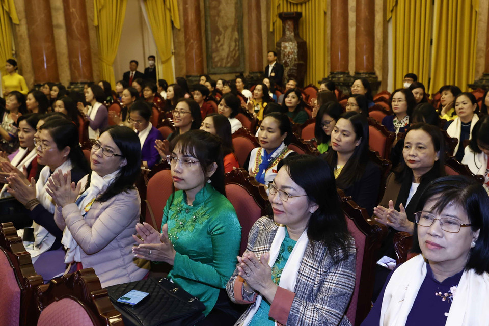 Các nữ đại biểu tham dự buổi gặp mặt. (Ảnh: Thống Nhất/TTXVN)