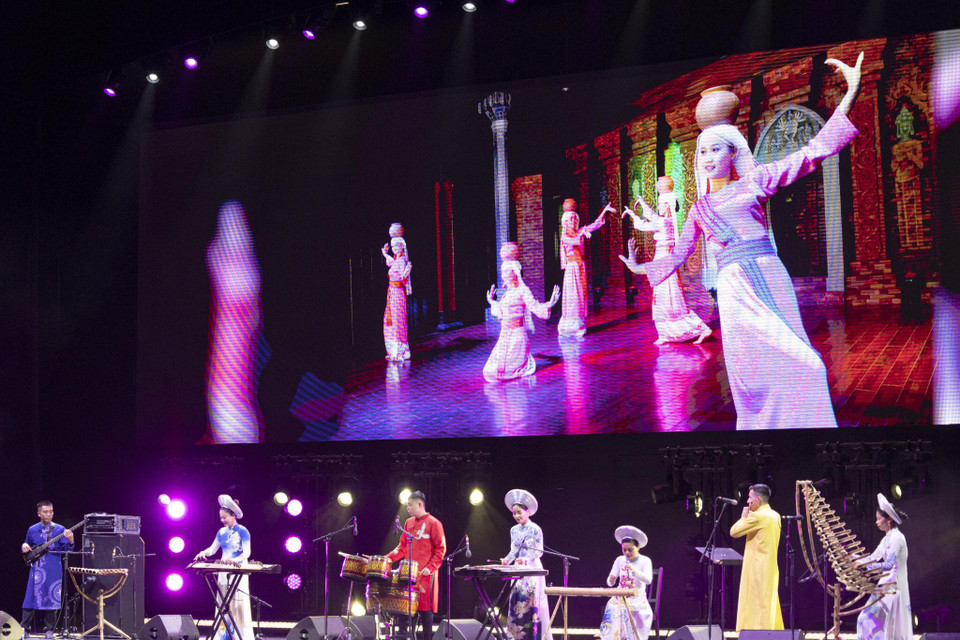 Tuần lễ khởi động Năm Du lịch Quốc gia Việt Nam - Quảng Nam 2022 do Bộ Văn hóa, Thể thao và Du lịch tổ chức nhằm thu hút khách du lịch quốc tế đến với Quảng Nam, hưởng ứng chương trình Việt Nam mở lại hoàn toàn hoạt động du lịch trong trạng thái bình thường mới vào ngày 15/3. (Nguồn: Vietnam+)