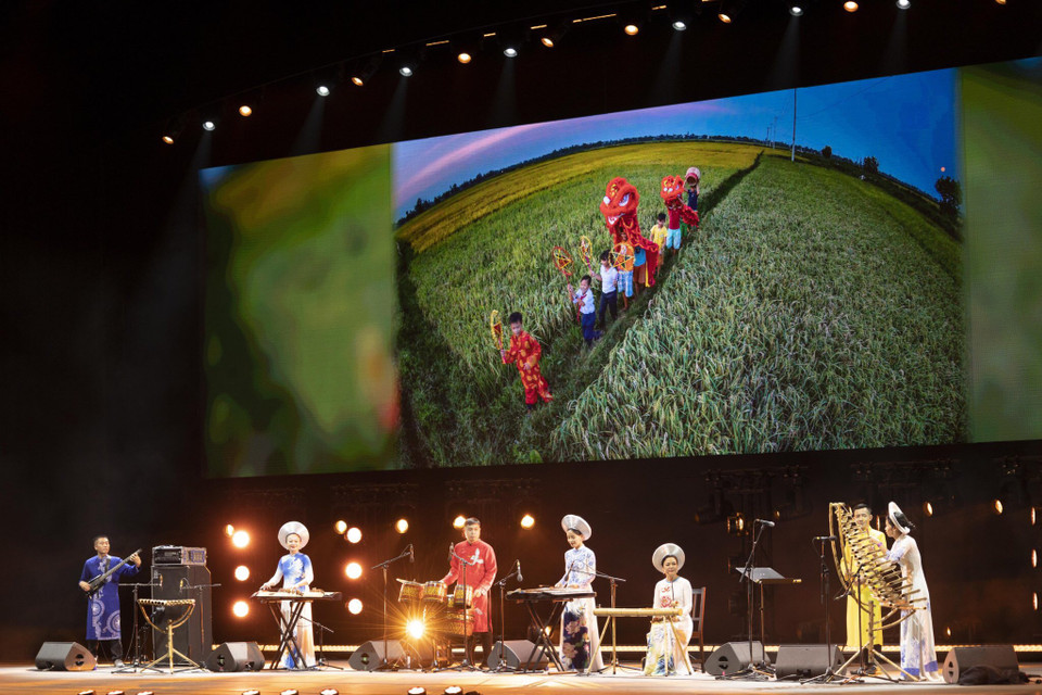 Tuần lễ khởi động Năm Du lịch Quốc gia Việt Nam - Quảng Nam 2022 do Bộ Văn hóa, Thể thao và Du lịch tổ chức nhằm thu hút khách du lịch quốc tế đến với Quảng Nam, hưởng ứng chương trình Việt Nam mở lại hoàn toàn hoạt động du lịch trong trạng thái bình thường mới vào ngày 15/3. (Nguồn: Vietnam+)