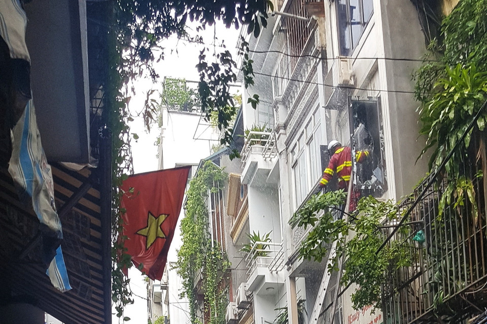 Theo thông tin ban đầu đã có 3 người bị tử vong trong vụ cháy này. (Ảnh: Tuấn Anh/TTXVN)