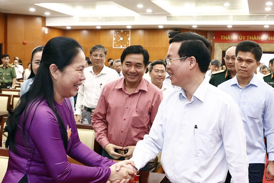 Chủ tịch nước Võ Văn Thưởng với đại biểu dự hội nghị. (Ảnh: Thống Nhất/TTXVN)