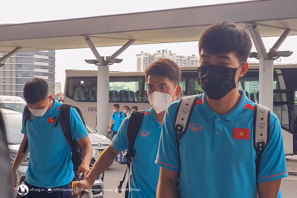 Chuyến bay của U22 Việt Nam từ Thành phố Hồ Chí Minh tới Phnom Penh dự kiến sẽ kéo dài khoảng 1 tiếng đồng hồ. (Nguồn: VFF)
