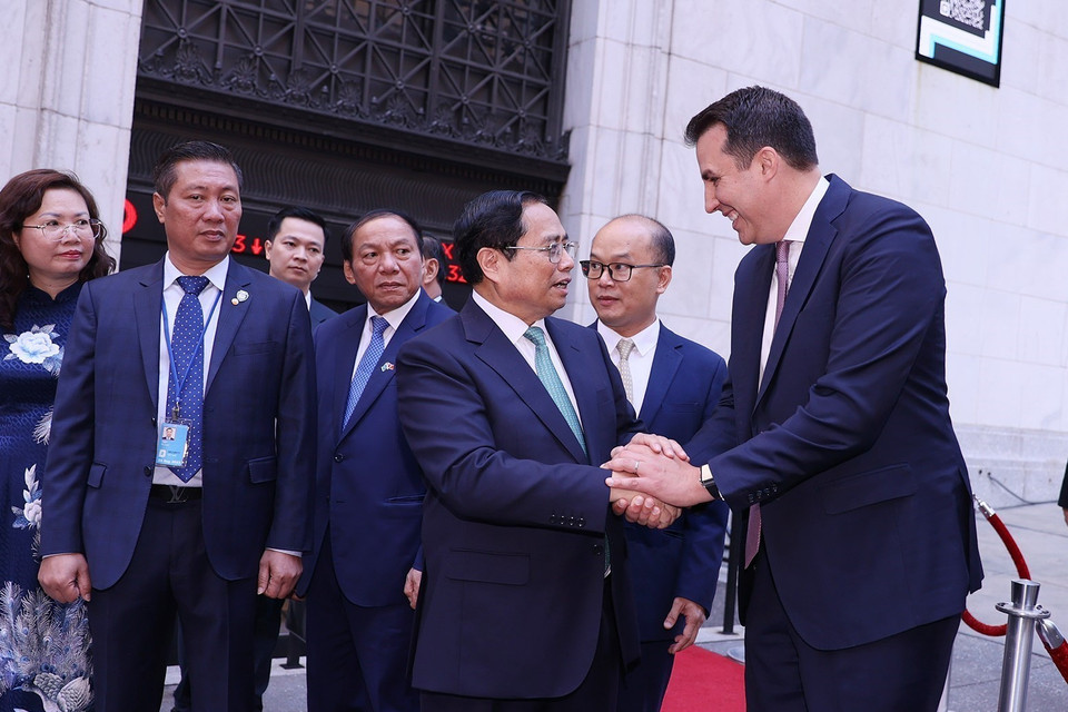 Thủ tướng Phạm Minh Chính làm việc với Sàn giao dịch Chứng khoán New York (NYSE). (Ảnh: Dương Giang/TTXVN)