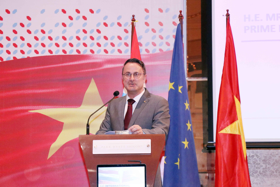 Thủ tướng Đại Công quốc Luxembourg Xavier Bettel phát biểu tại Diễn đàn Doanh nghiệp Việt Nam- Luxembourg. (Ảnh: Xuân Khu/TTXVN)