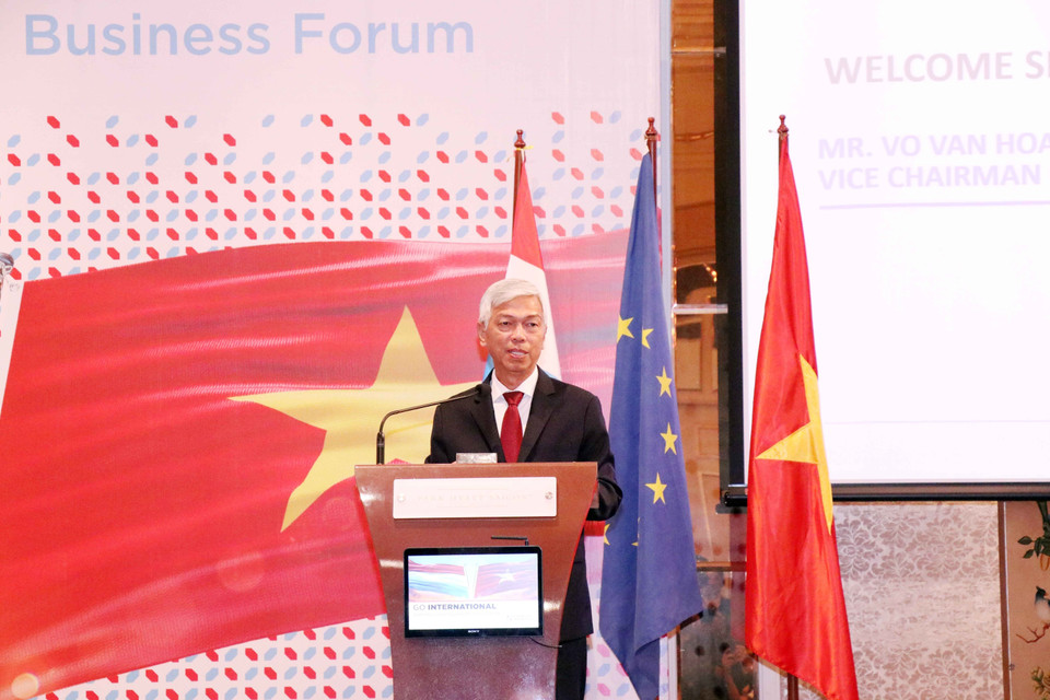 Ông Võ Văn Hoan, Phó Chủ tịch UBND Thành phố Hồ Chí Minh phát biểu tại Diễn đàn Doanh nghiệp Việt Nam-Luxembourg. (Ảnh: Xuân Khu/TTXVN)