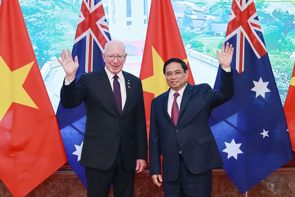 Thủ tướng Phạm Minh Chính và Toàn quyền Australia David Hurley. (Ảnh: Dương Giang/TTXVN)