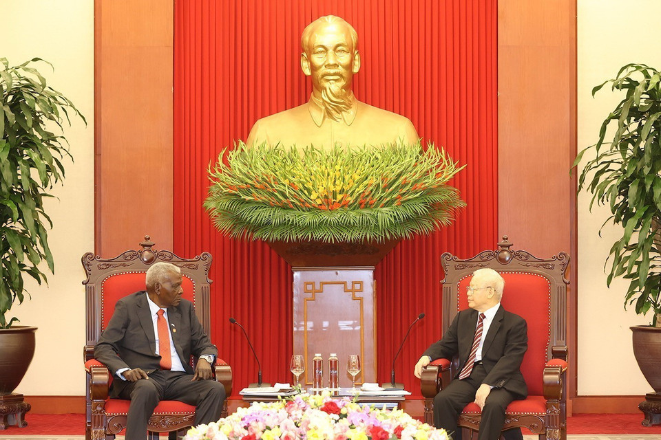 Tổng Bí thư Nguyễn Phú Trọng tiếp Chủ tịch Quốc hội Cuba Esteban Lazo Hernandez. (Ảnh: Trí Dũng/TTXVN)