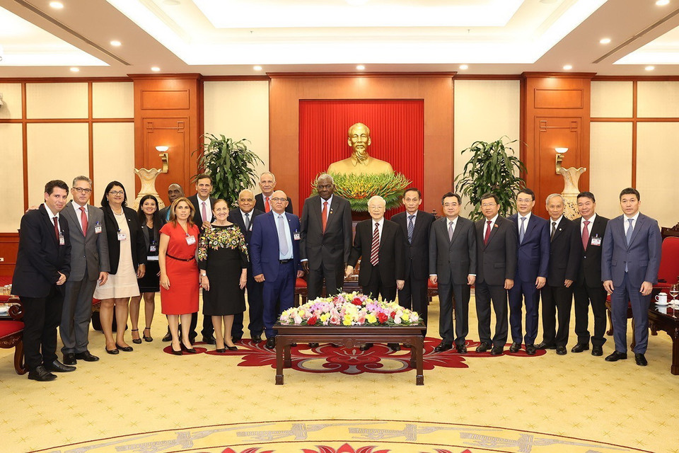 Tổng Bí thư Nguyễn Phú Trọng tiếp Chủ tịch Quốc hội Cuba Esteban Lazo Hernandez. (Ảnh: Trí Dũng/TTXVN)