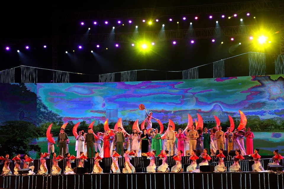 Một tiết mục trong chương trình. (Ảnh: Phan Tuấn Anh/TTXVN)