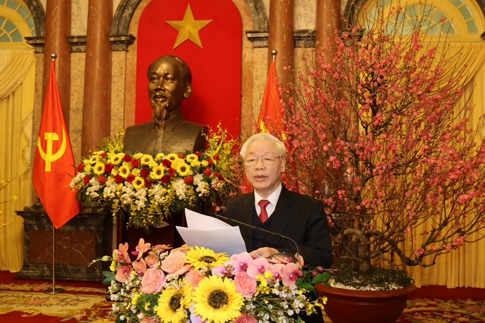 Tổng Bí thư, Chủ tịch nước Nguyễn Phú Trọng chúc Tết các lão thành Cách mạng, các lãnh đạo và nguyên lãnh đạo Đảng, Nhà nước, Mặt trận Tổ quốc Việt Nam, cán bộ lãnh đạo các cơ quan Trung ương và Hà Nội cùng toàn thể đồng bào, đồng chí và chiến sỹ cả nước, cộng đồng người Việt Nam ở nước ngoài. (Ảnh: Trí Dũng/TTXVN)