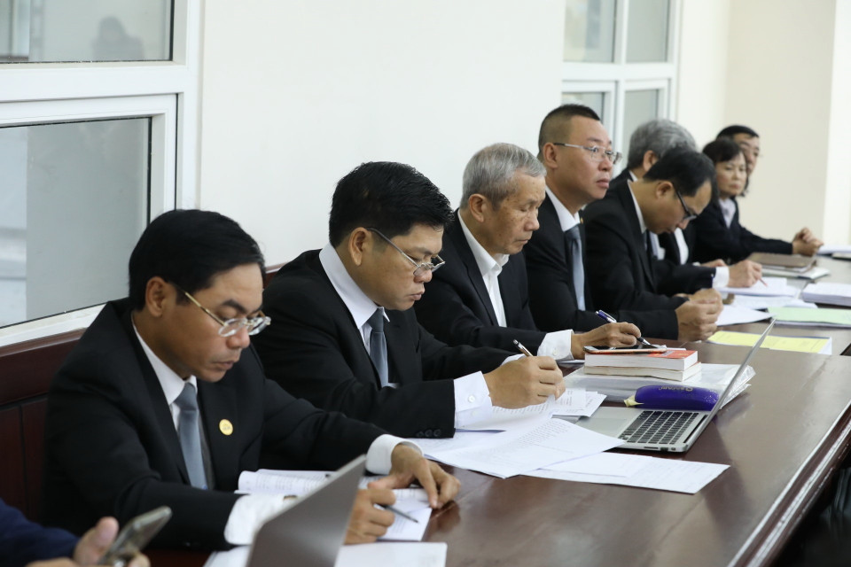 Luật sư bào chữa cho các bị cáo tại phiên tòa. (Ảnh: Văn Điệp/TTXVN)