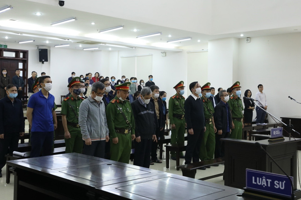 Các bị cáo tại phiên tòa. (Ảnh: Văn Điệp/TTXVN)