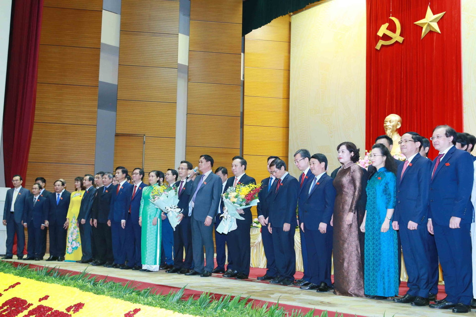 Ban Chấp hành Đảng bộ Khối các cơ quan Trung ương khóa 13 ra mắt Đại hội. (Ảnh: Phương Hoa/TTXVN)