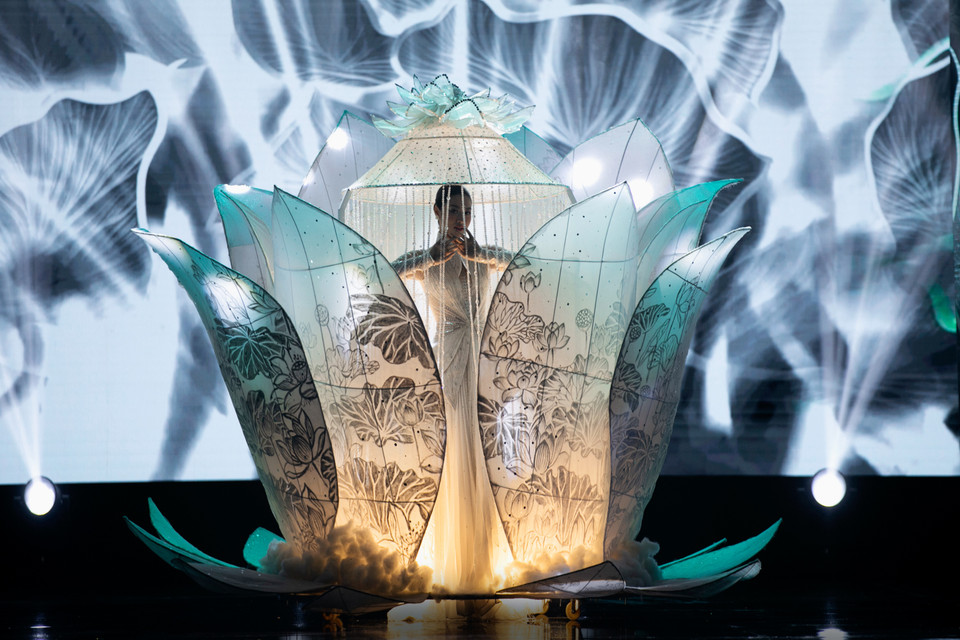 Thiết kế 'Điệu sen' khá cồng kềnh. (Ảnh: PV/Vietnam+)