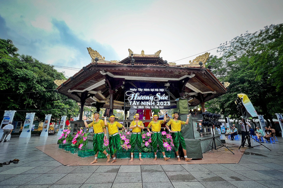 Nằm trong chuỗi hoạt động của sự kiện, chương trình nghệ thuật quần chúng sẽ được tổ chức liên tục từ 8h đến 22h trong hai ngày cuối tuần tại Khu vực Nhà Bát giác. (Ảnh: Mai Mai/Vietnam+)