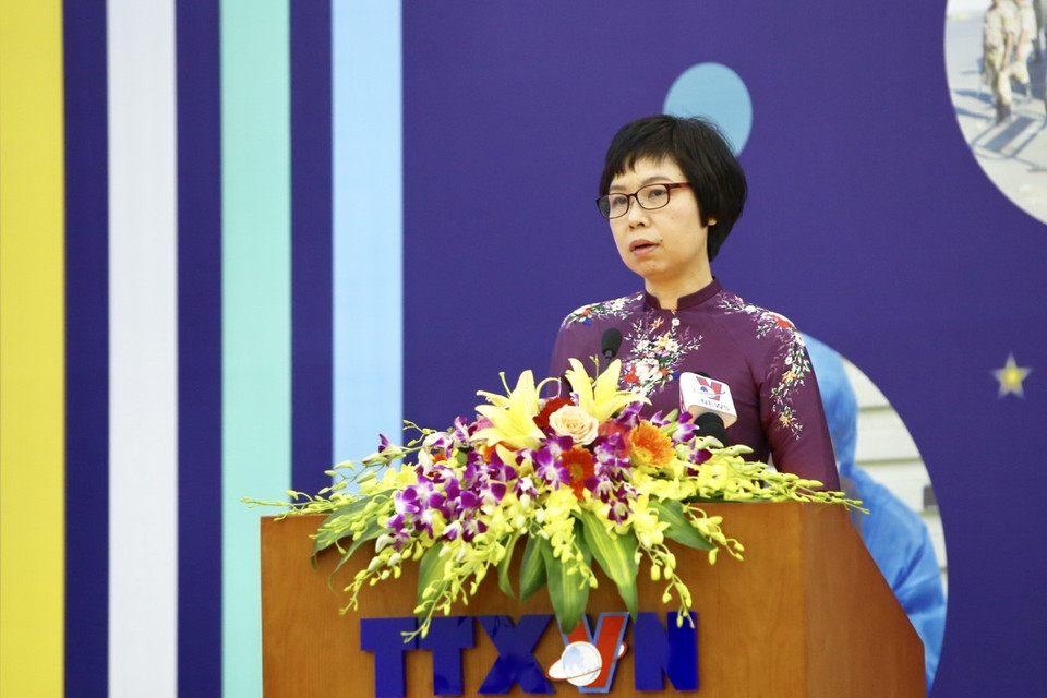 Phó tổng giám đốc TTXVN Vũ Việt Trang, Chủ tịch Liên chi hội Nhà báo TTXVN nhiệm kỳ 2020-2025 phát biểu. (Ảnh: Minh Quyết/TTXVN)