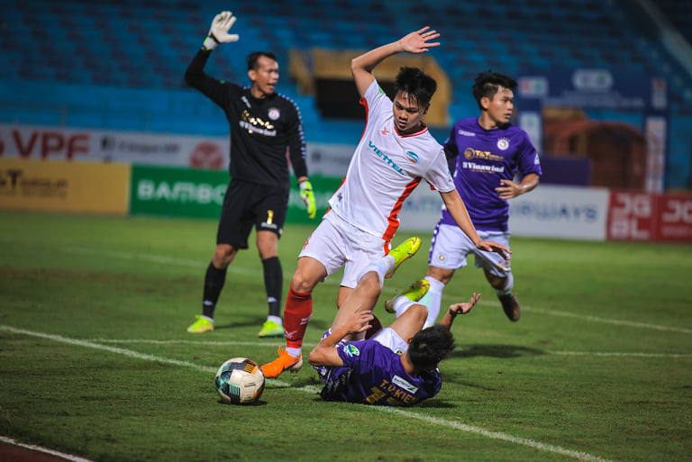 Tuy nhiên, phải đến phút 75, thế cân bằng mới được phá vỡ khi Viettel bất ngờ có bàn thắng mở tỷ số. (Ảnh: Hải An/Vietnam+)