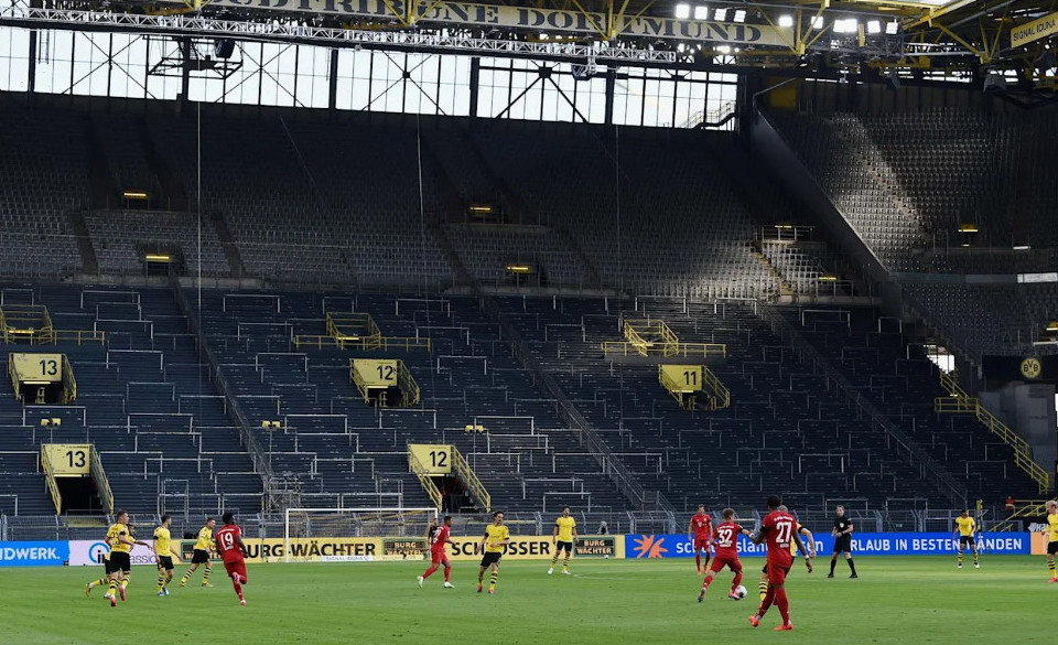 Yếu tố sân nhà không có ý nghĩa khi mà Signal-Iduna Park không khán giả. (Nguồn: FcBayern)