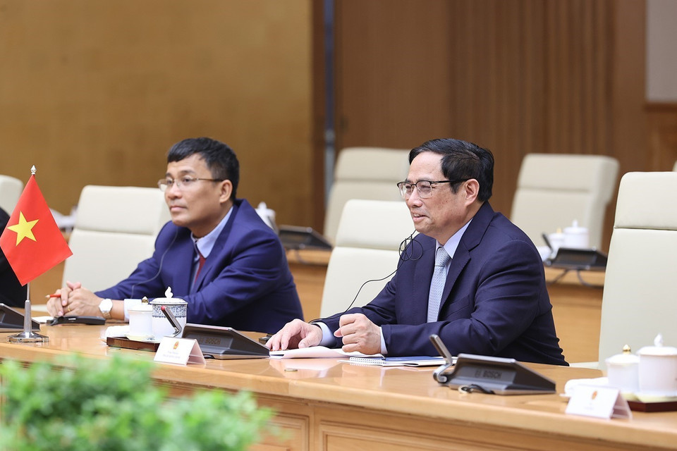 Thủ tướng Phạm Minh Chính phát biểu tại buổi tiếp Chủ tịch Quốc hội Singapore Tan Chuan-Jin. (Ảnh: Dương Giang/TTXVN)