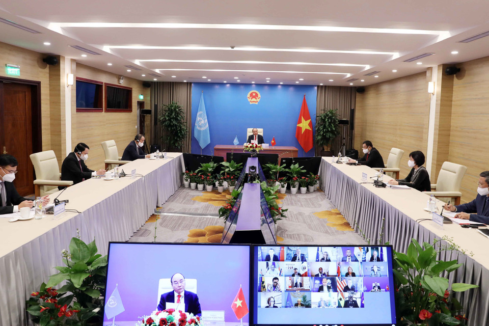 Phiên thảo luận có chủ đề “Tăng cường đoàn kết vì hòa bình và an ninh trong một môi trường xung đột đang thay đổi.” (Ảnh: Thống Nhất/TTXVN)