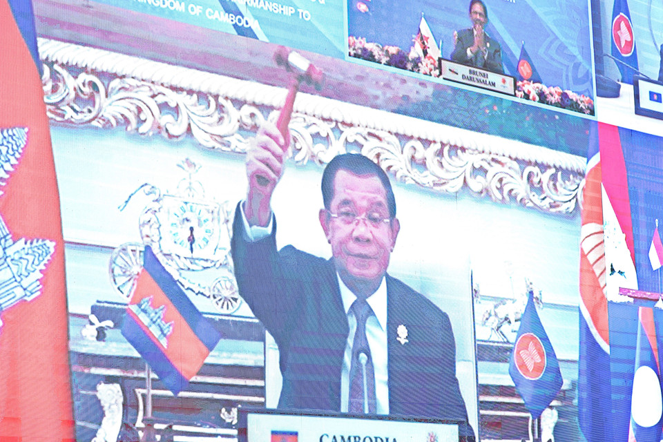 Thủ tướng Samdech Hun Sen Campuchia tiếp nhận vai trò Chủ tịch luân phiên ASEAN năm 2022. (Ảnh: Dương Giang/TTXVN)