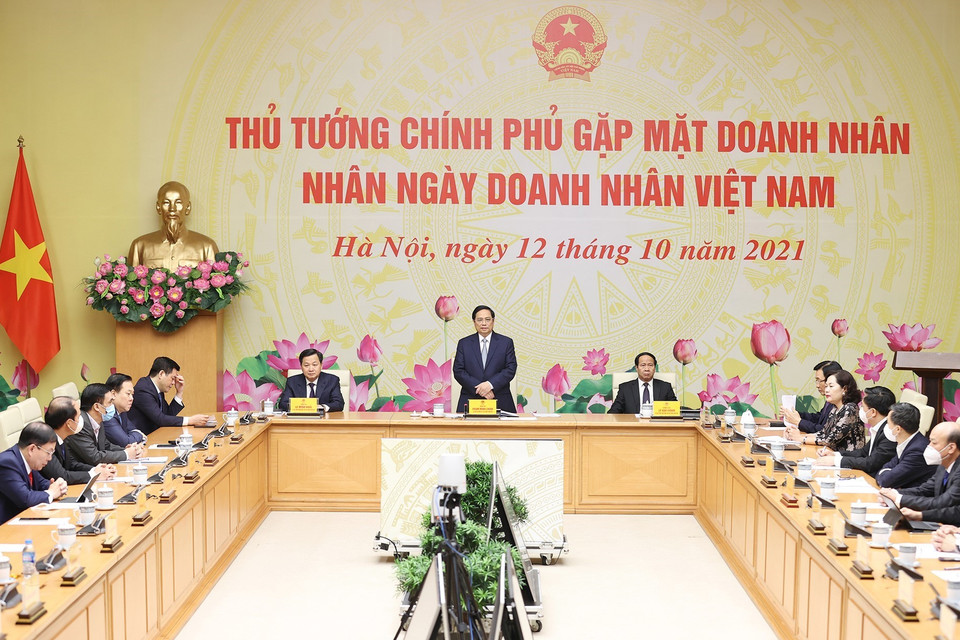 Cuộc gặp nhằm ghi nhận, biểu dương những đóng góp, lắng nghe mong muốn, nguyện vọng của đội ngũ doanh nhân Việt Nam. (Ảnh: Dương Giang/TTXVN)