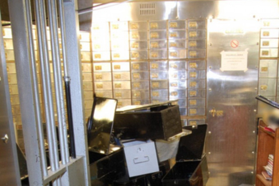 Có 72 hộp an toàn đã bị trộm trong vụ việc. (Nguồn: dailymail.co.uk)