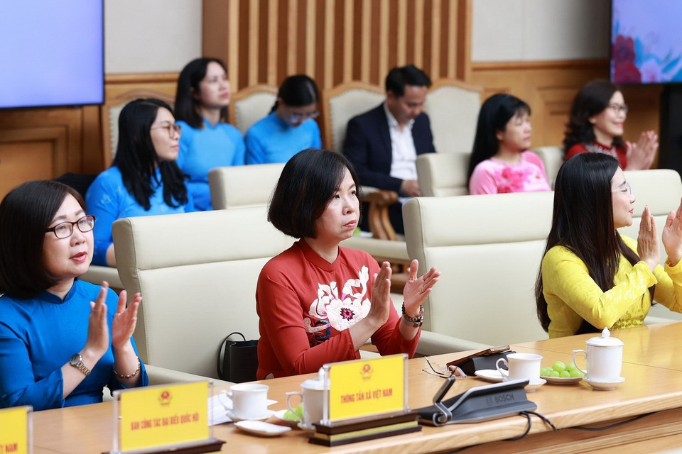 Đại diện nữ lãnh đạo, quản lý các cơ quan Trung ương tham dự buổi gặp. (Ảnh: Dương Giang/TTXVN)