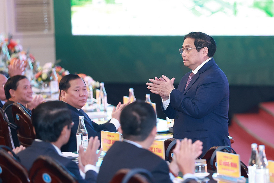 Thủ tướng Phạm Minh Chính dự Hội nghị xúc tiến đầu tư tỉnh Hòa Bình. (Ảnh: Dương Giang/TTXVN)