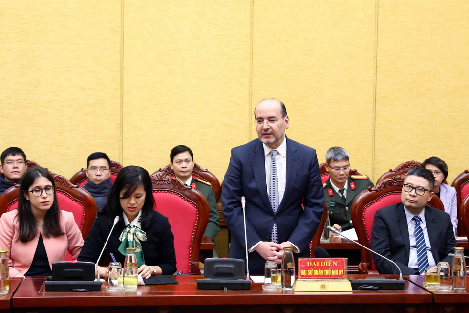 Đại sứ Đặc mệnh toàn quyền Thổ Nhĩ Kỳ tại Việt Nam Haldun Tekneci phát biểu. (Ảnh: Phạm Kiên/TTXVN)