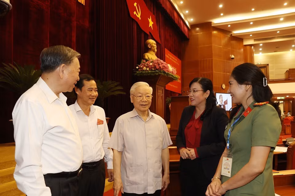 Tổng Bí thư Nguyễn Phú Trọng và các đại biểu dự hội nghị. (Ảnh: Trí Dũng/TTXVN)