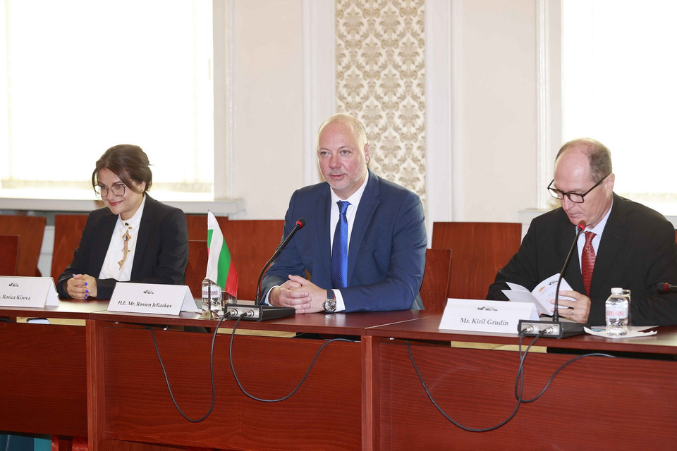 Chủ tịch Quốc hội Cộng hòa Bulgaria Rosen Zhelyazkov phát biểu. (Ảnh: Doãn Tấn/TTXVN)