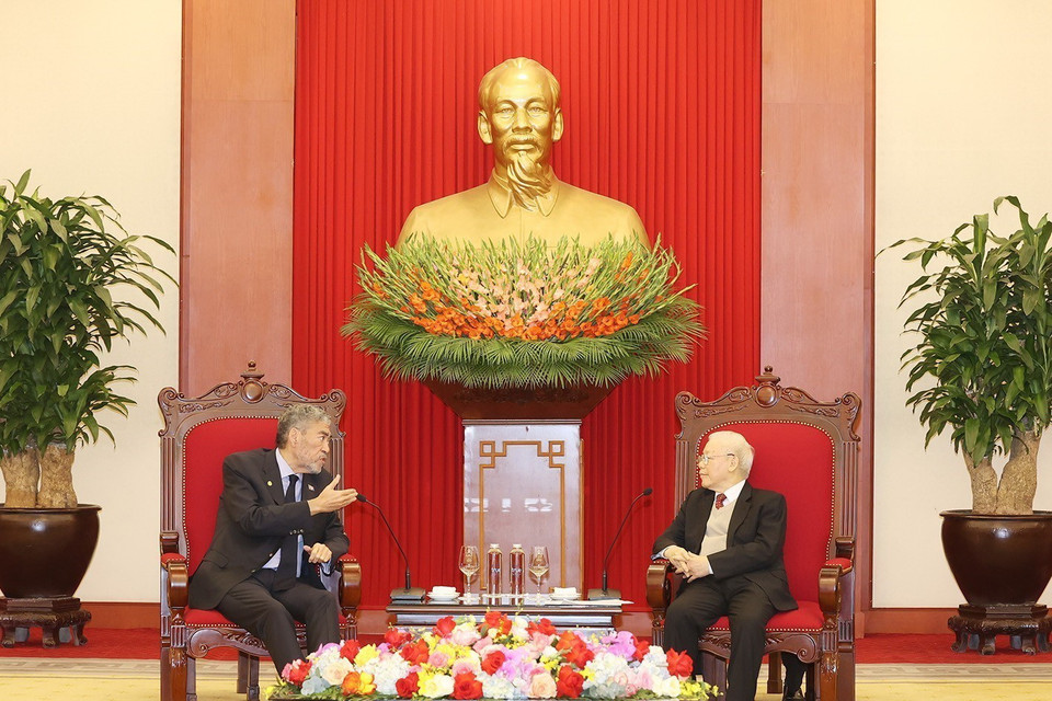 Tổng Bí thư Nguyễn Phú Trọng tiếp ông Mejia Abreu Jose Miguel, Tổng Bí thư Đảng Phong trào Cánh tả Thống nhất (MIU) Cộng hòa Dominicana. (Ảnh: Trí Dũng/TTXVN)