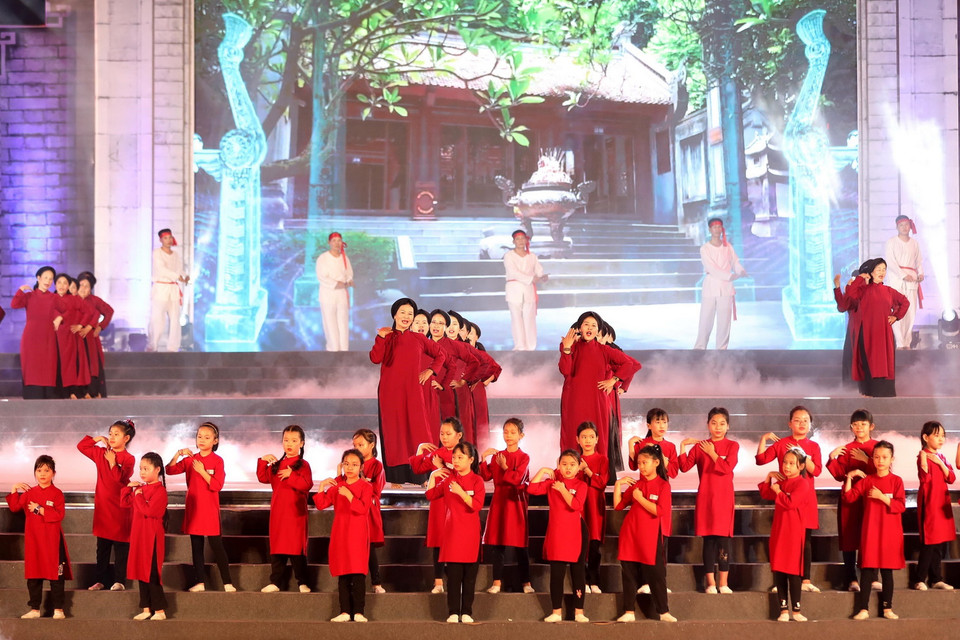 Tiết mục trình diễn Hát Xoan tại Liên hoan các Di sản Văn hóa Phi vật thể Đại diện Nhân loại. (Ảnh: Trung Kiên/TTXVN)