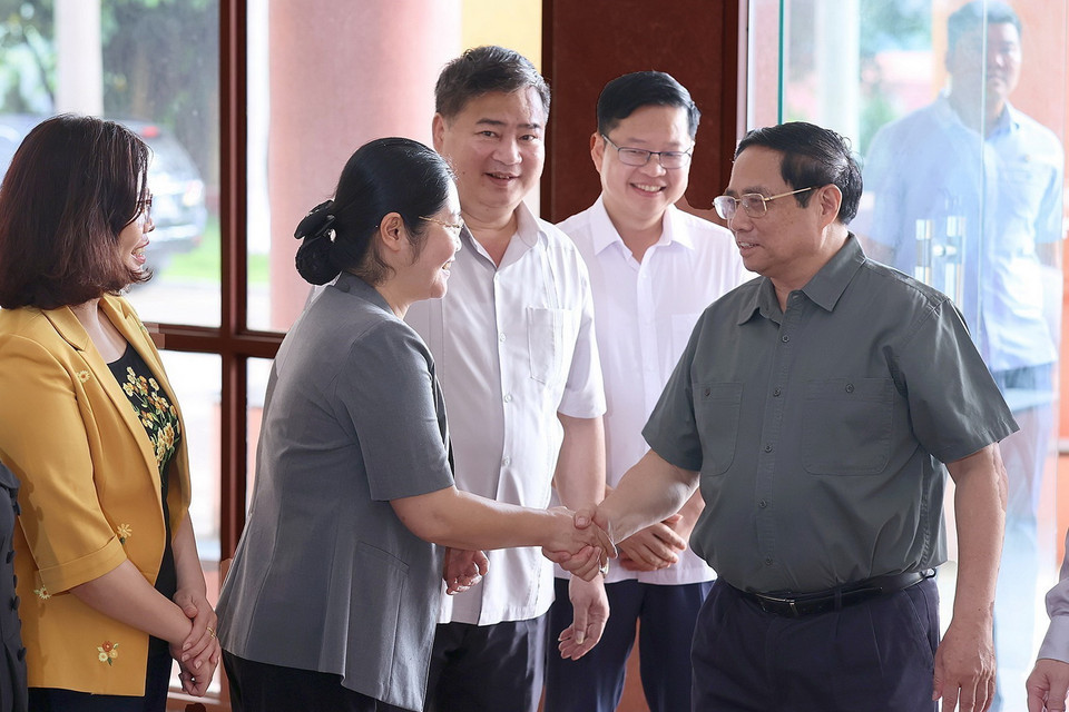 Sáng 16/7, tại Bắc Kạn, Thủ tướng Phạm Minh Chính và đại biểu dự buổi làm việc với lãnh đạo chủ chốt tỉnh. (Ảnh: Dương Giang/TTXVN) 