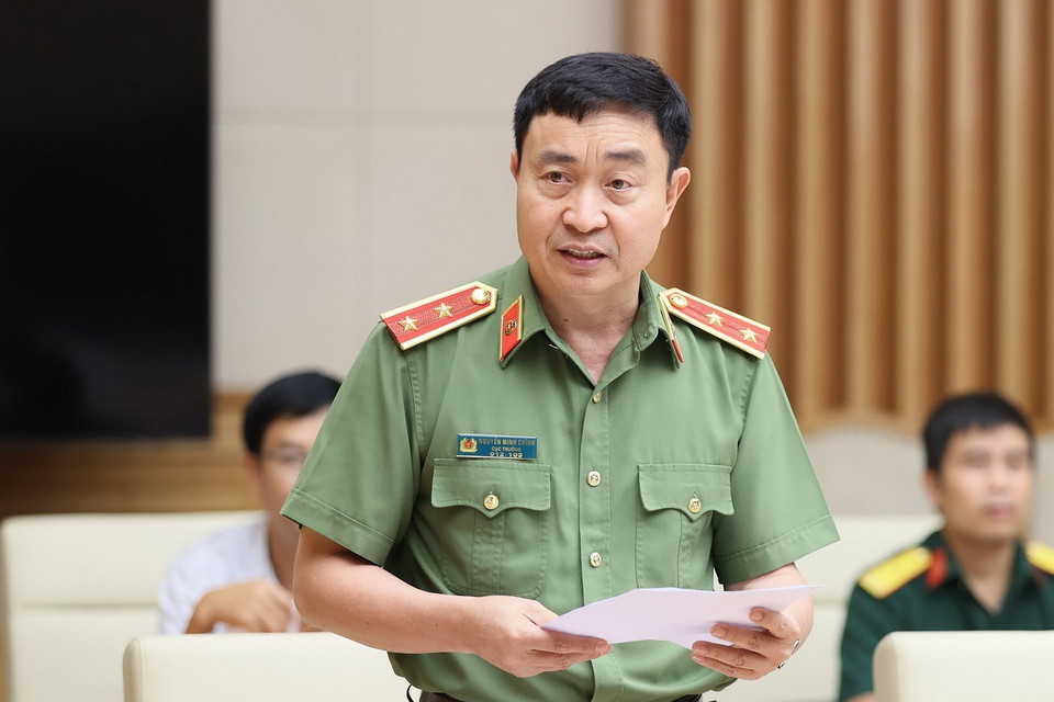 Trung tướng Nguyễn Minh Chính, Cục Cục trưởng Cục An ninh mạng và phòng, chống tội phạm sử dụng công nghệ cao phát biểu. (Ảnh: Dương Giang/TTXVN)