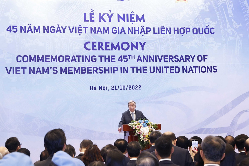 Tổng Thư ký Liên hợp quốc António Guterres phát biểu tại lễ kỷ niệm kỷ niệm 45 năm ngày Việt Nam gia nhập Liên hợp quốc. (Ảnh: TTXVN)