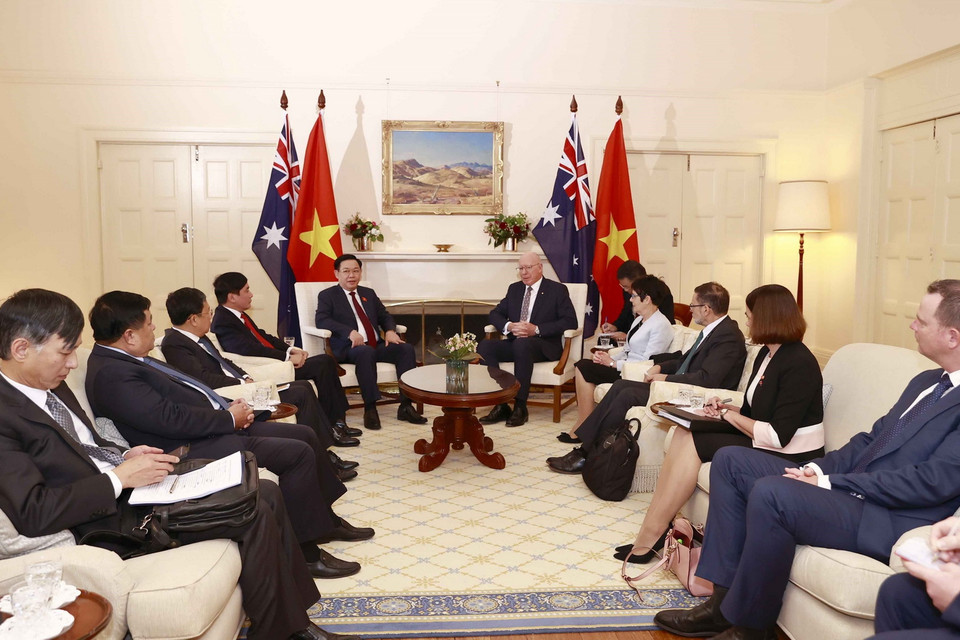 Chủ tịch Quốc hội Vương Đình Huệ tại buổi hội kiến Toàn quyền Australia David Hurley và Phu nhân. (Ảnh: Doãn Tấn/TTXVN)